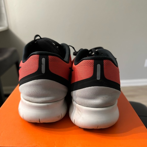 Nike Sneakers - Picture 2 of 5